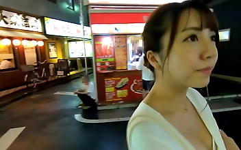 JAV Sensation: Seductive Yukata Beauty Seduces SSS Face Level Tea Ceremony Expert! Unleash the Fluffy Atmosphere of Hot Spring Sex!