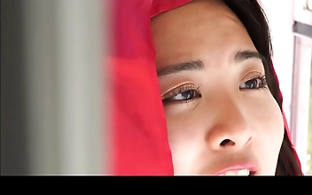 JAV Red Riding Hood Gets Banged by Big Bad Wolf in Sexy Halloween Costume