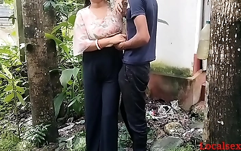 Outdoor Desi Girlfriend Ki Chudai - Luscious Indian Babe Gets Nailed Outdoors! (MILF India Slut)