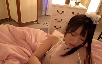 JAV Enchantress Heihana Heiwa's Passionate Pregnant Sex with Her Student