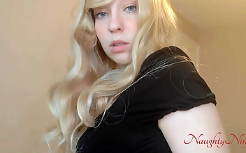 Luscious Step-Mom Sucking my Dick after a Freak Accident