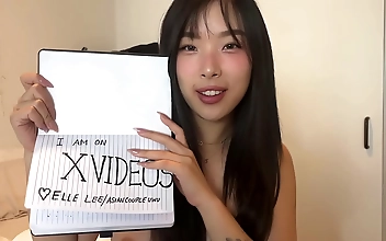 Luscious JAV Enchantress Reveals Her Alluring Body for Your Pleasure!