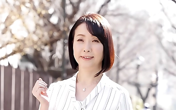 Compulsive Lust: 50-Year-Old Japanese Enchantress Ryoko Izumi Unleashes Her Inner Slut in First-Time Shooting Document!
